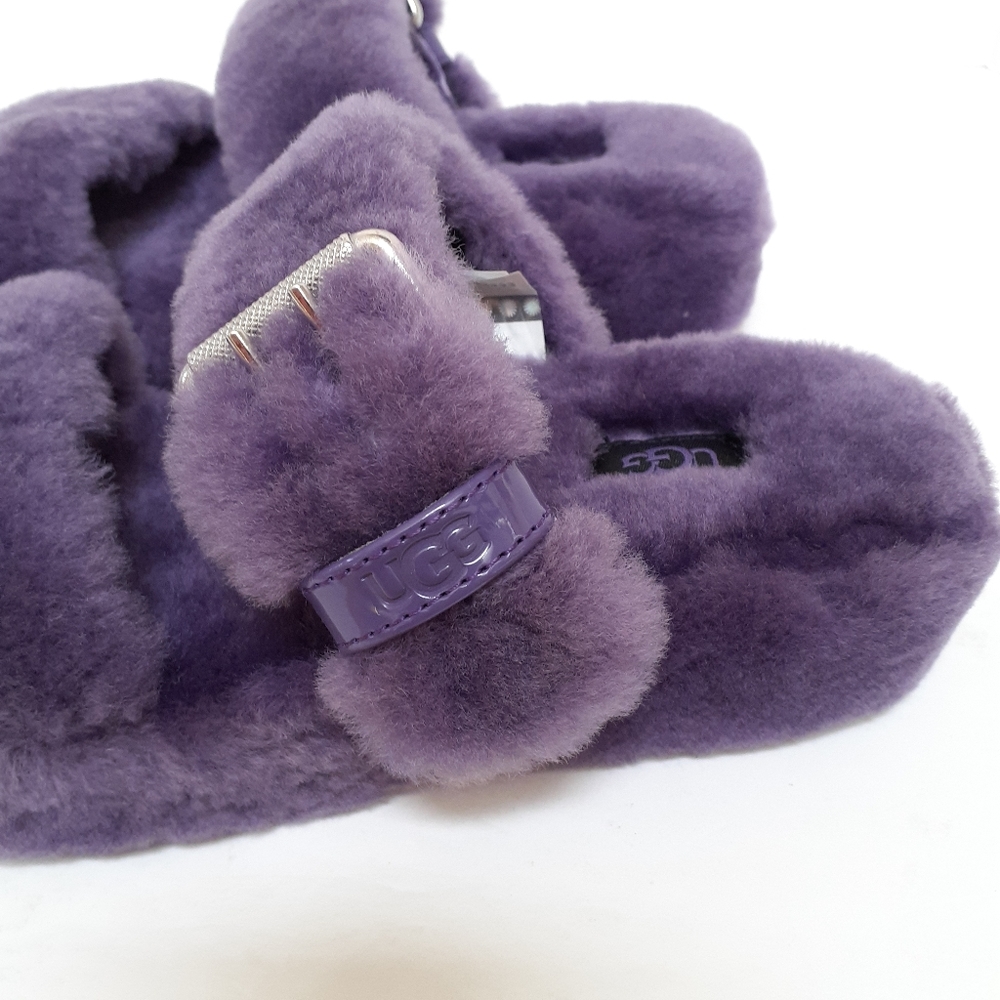 UGG Fuzz Yeah Slides Sz 7 - Picture 3 of 8